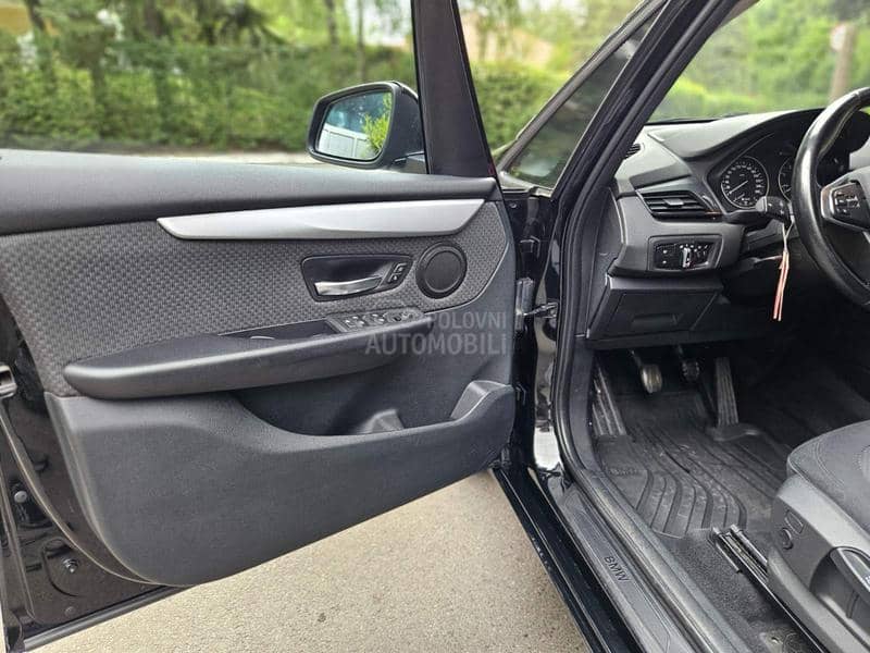 BMW 216 