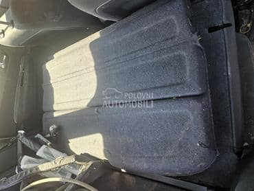 daska gepeka za Peugeot 3008