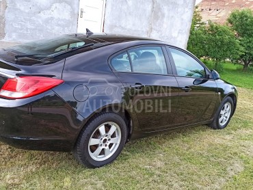Opel Insignia 2.0 CDTI