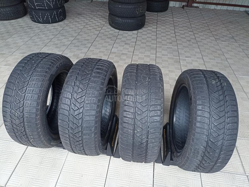 Pirelli 215/55 R16 Zimska