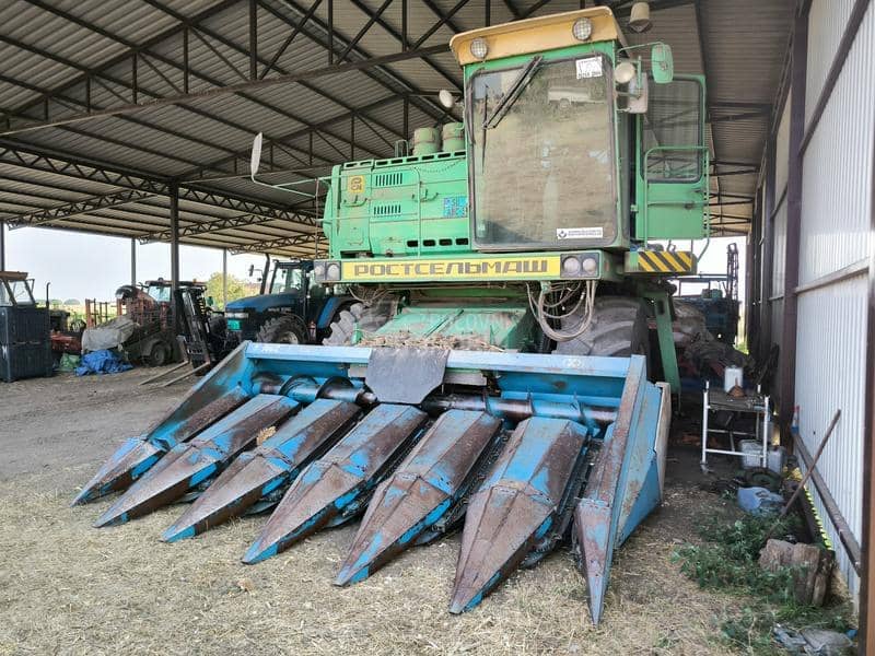 Rostselmash Don 1500b