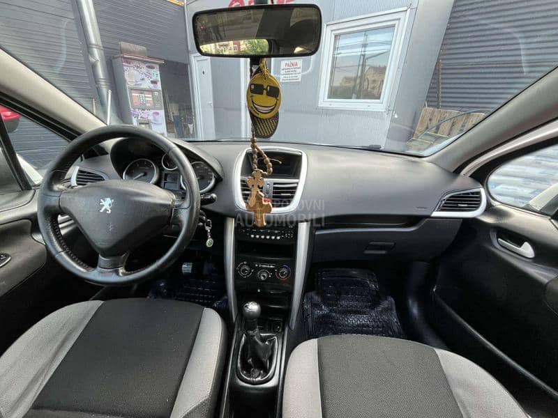 Peugeot 207 14 Ehdi