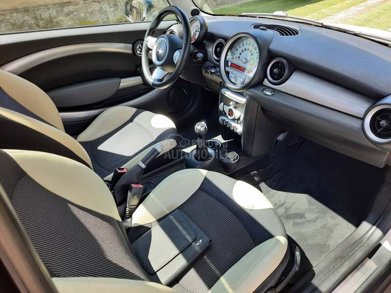 MINI Cooper 1.6 D