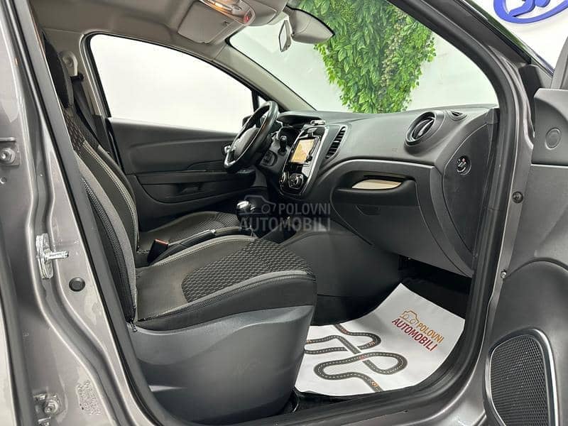 Renault Captur 0.9 TCe INTENS