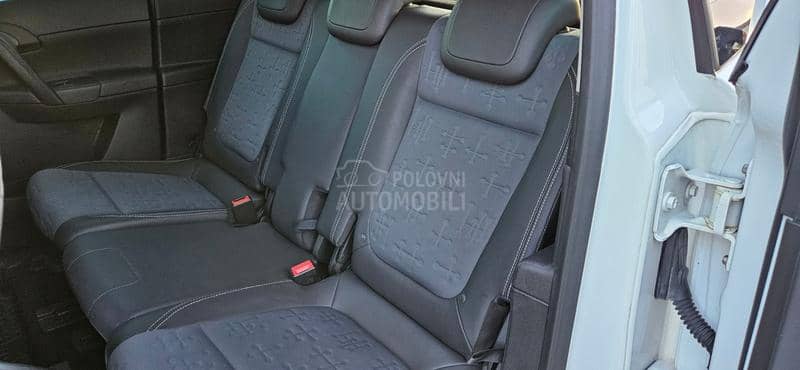 Opel Meriva 1.4 COSMO CH