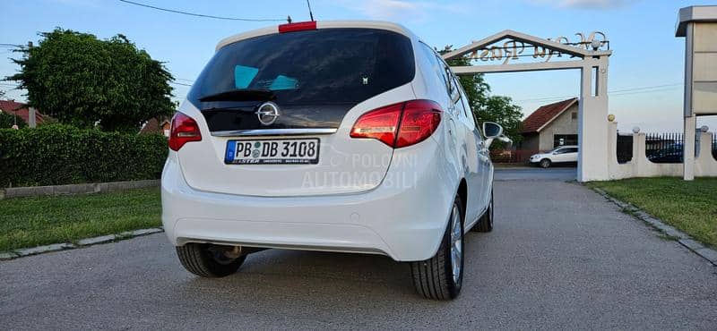 Opel Meriva 1.4 COSMO CH