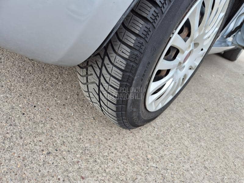 Fiat Grande Punto 1.2 b