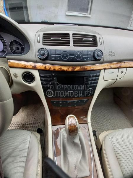 Mercedes Benz E 220 elegance