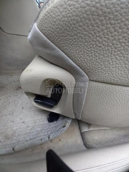 Mercedes Benz E 220 elegance