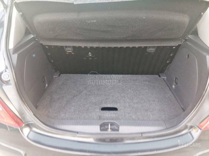 Opel Corsa D 1.2I ECOFLEX