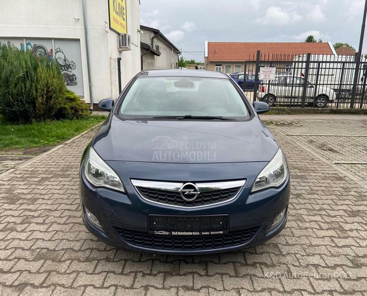 Opel Astra J 1.4