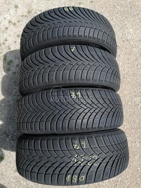 Semperit 205/60 R16 Zimska