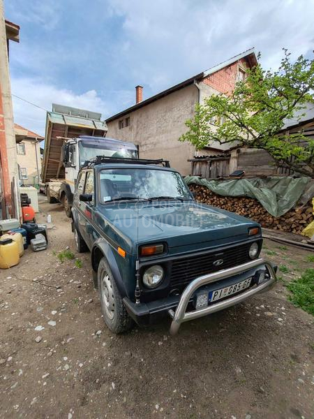 Lada Niva 