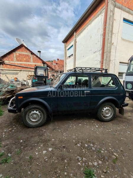 Lada Niva 