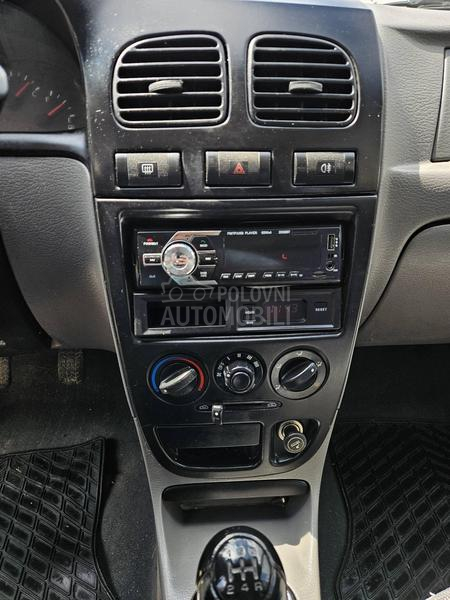 Kia Rio 1.3 16V REG DUGO