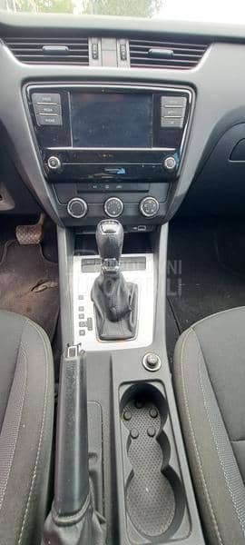 Škoda Octavia A7 COMBI DSG G-TEC