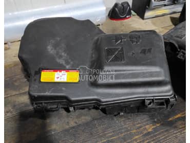 Poklopac Kompjutera Osigurača za Peugeot 508