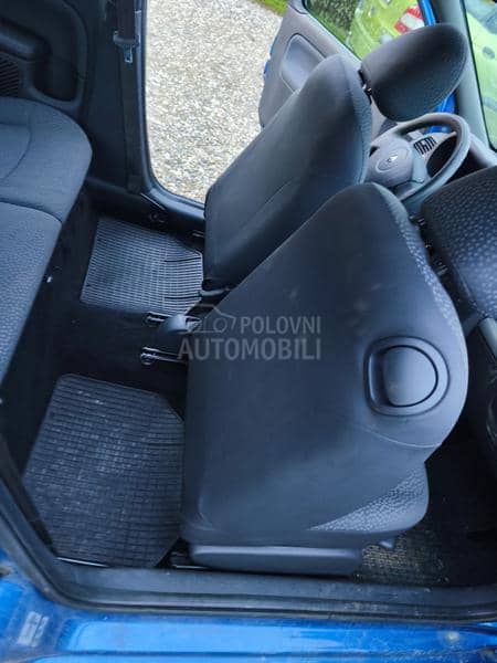Renault Clio 2000. god. -  kompletan auto u delovima