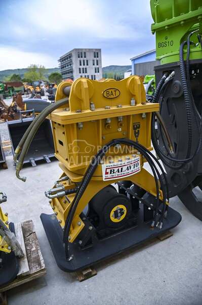 Vibro ploča VIBROBAT 08 sa rotatorom