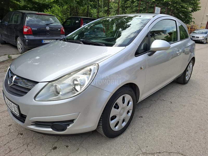 Opel Corsa D 1.4   P L I N