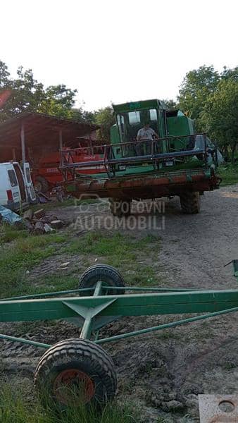 John Deere 975