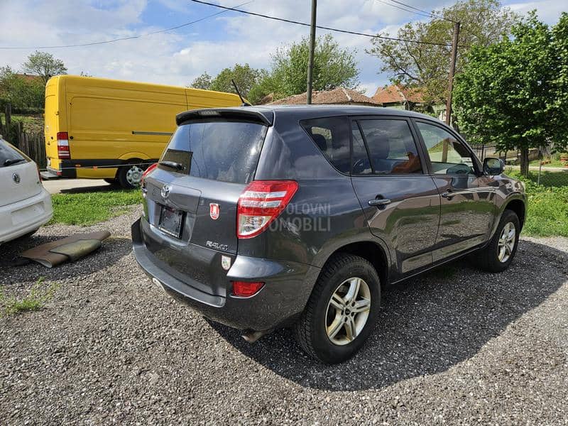 Toyota RAV 4 2.0 4x4