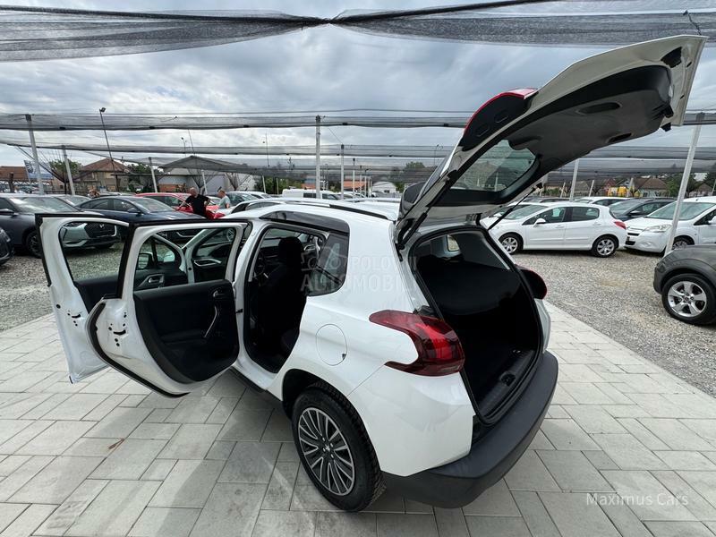 Peugeot 2008 1.2b