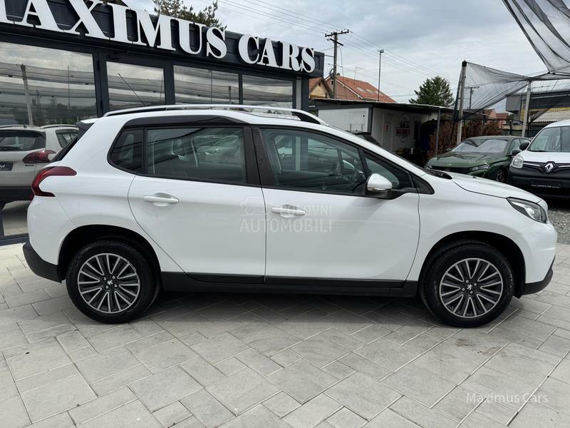Peugeot 2008 1.2b