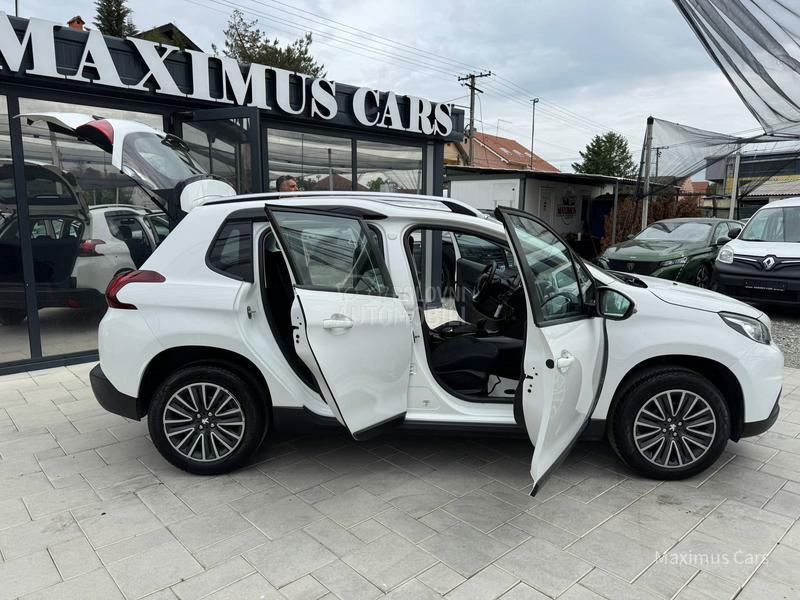Peugeot 2008 1.2b