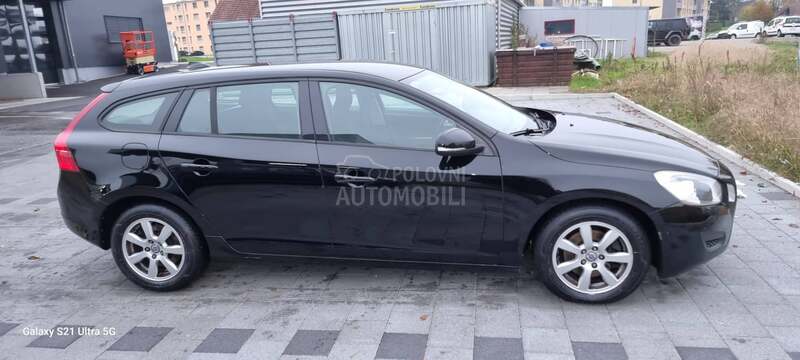 Volvo V60 1.6