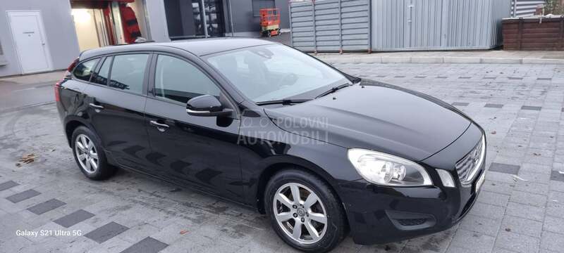 Volvo V60 1.6