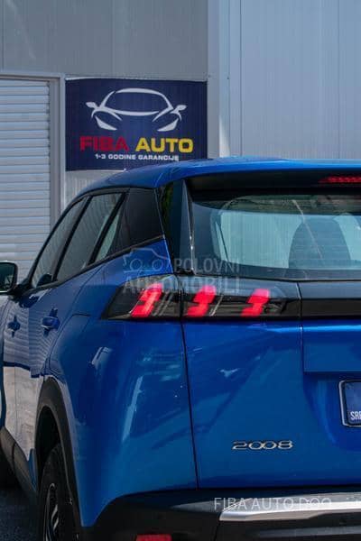 Peugeot 2008 1.2PURE ALU LED