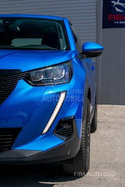 Peugeot 2008 1.2PURE ALU LED