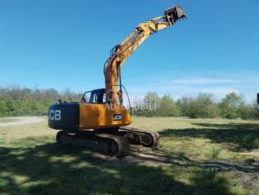 JCB JS 220