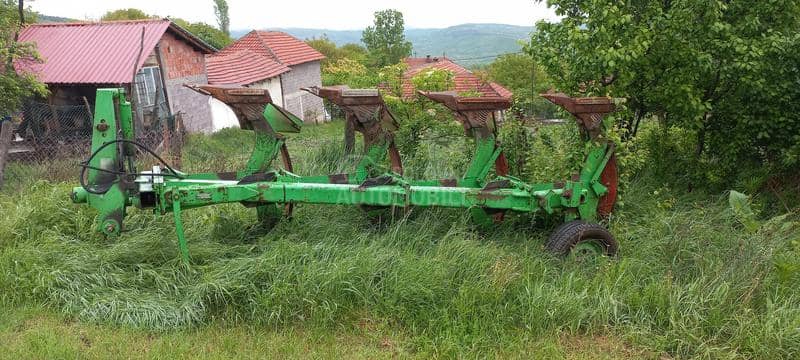 Claas 8000