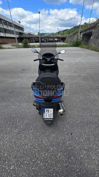 Piaggio Mp3 500 LT - B kategorija