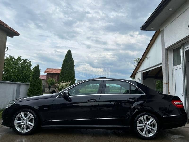 Mercedes Benz E 350 4-MATIC