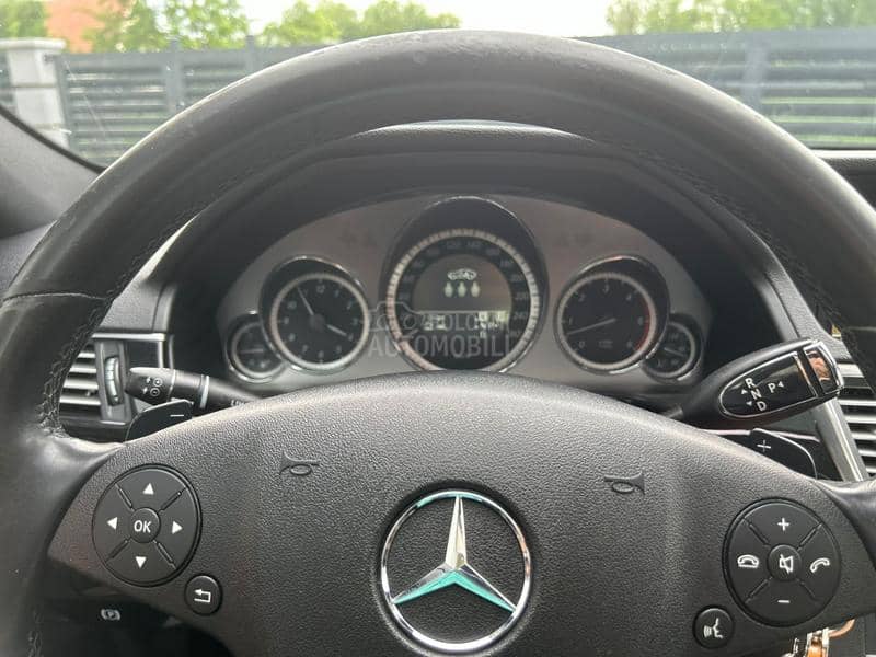Mercedes Benz E 350 4-MATIC