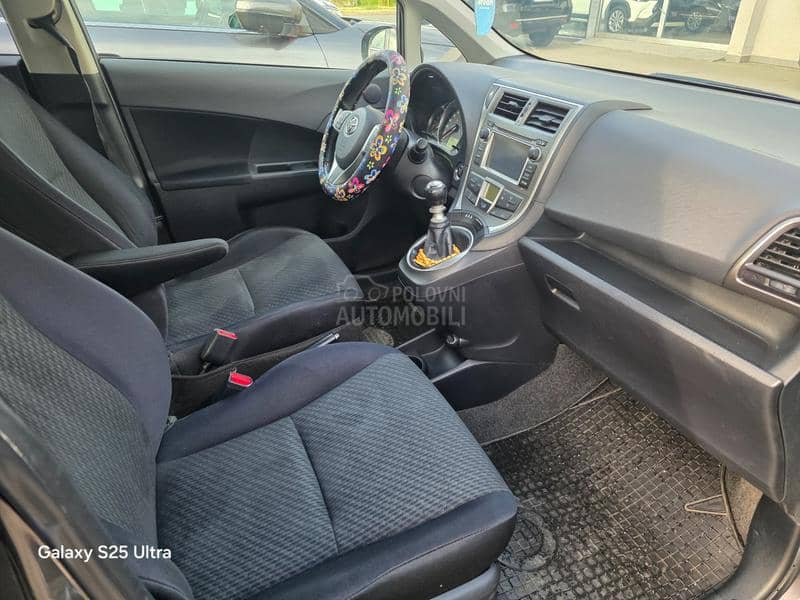 Toyota Verso-S 1,33