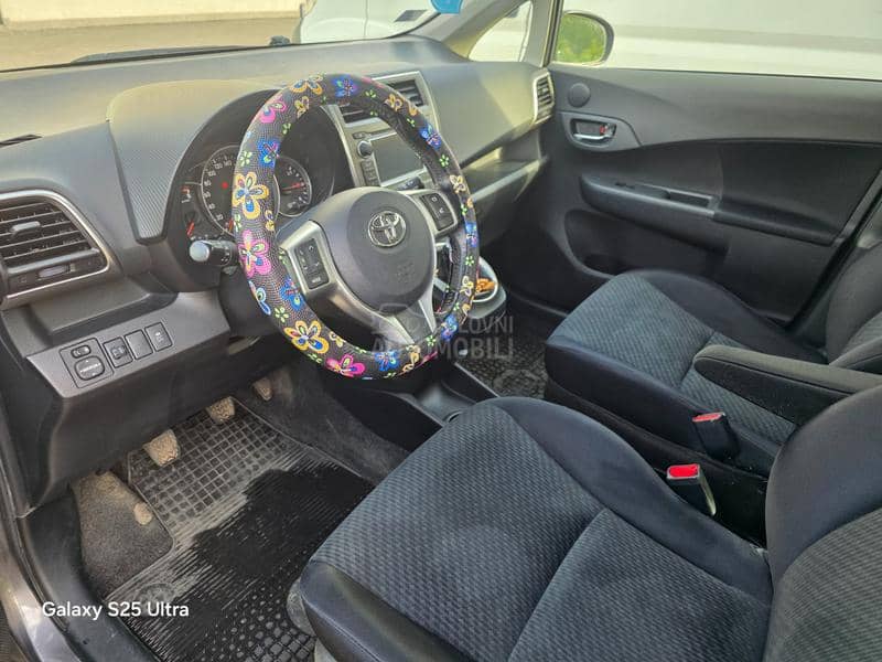 Toyota Verso-S 1,33