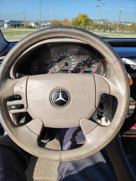 Mercedes Benz CLK 200 clk
