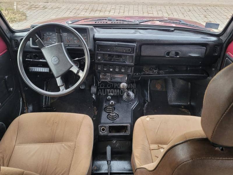 Lada Niva 