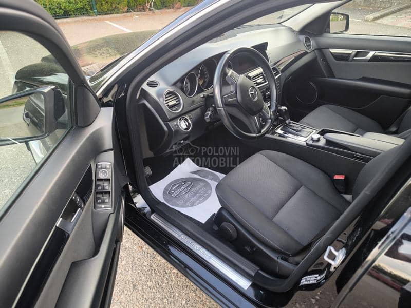 Mercedes Benz C 200 2.2 N.0.V
