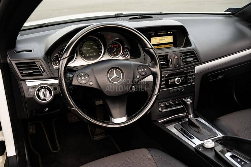 Mercedes Benz E 220 