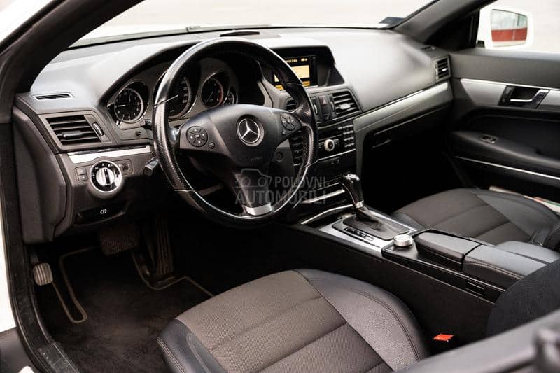 Mercedes Benz E 220 