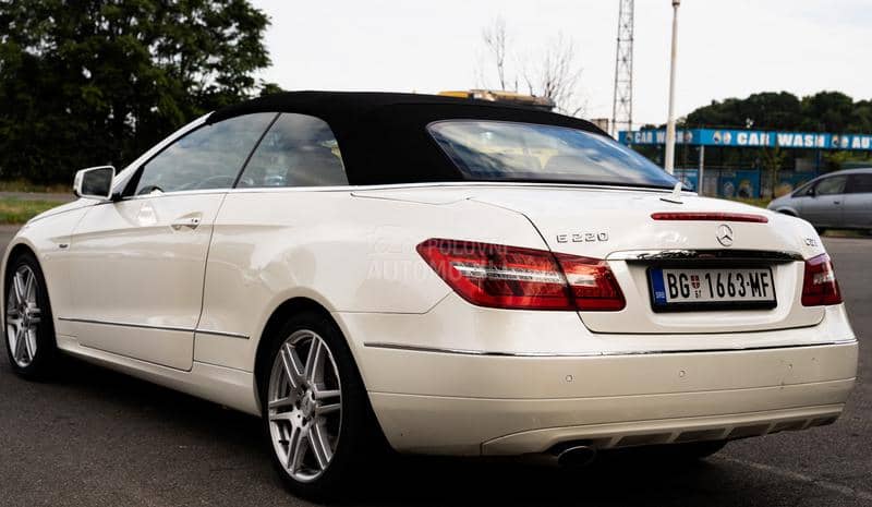 Mercedes Benz E 220 