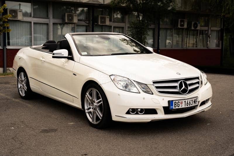 Mercedes Benz E 220 