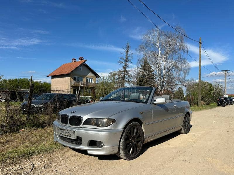 BMW 318 Cabrio 2003. god. -  kompletan auto u delovima