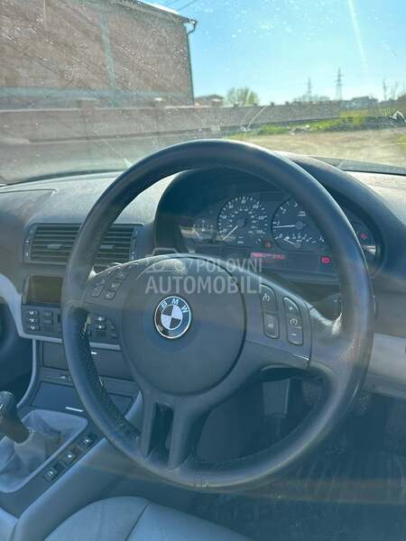 BMW 318 Cabrio 2003. god. -  kompletan auto u delovima