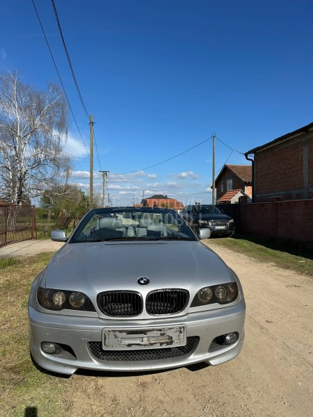 BMW 318 Cabrio 2003. god. -  kompletan auto u delovima